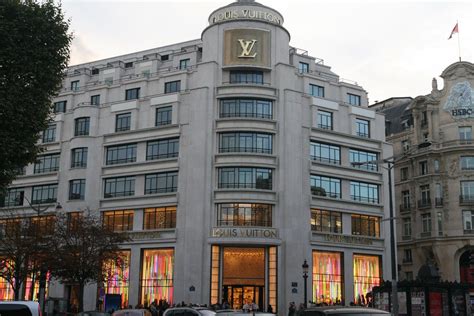 boutique louis vuitton paris champs elysees|louis vuitton paris appointments.